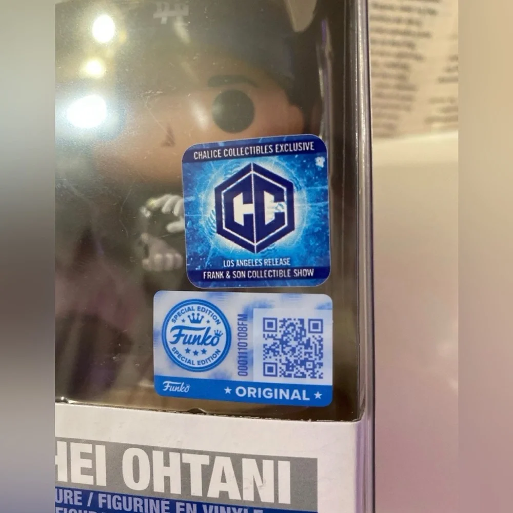 Shohei Ohtani #126 Funko Pop Chalice Collectibles Frank & Sons Exclusive - Picture 7 of 9
